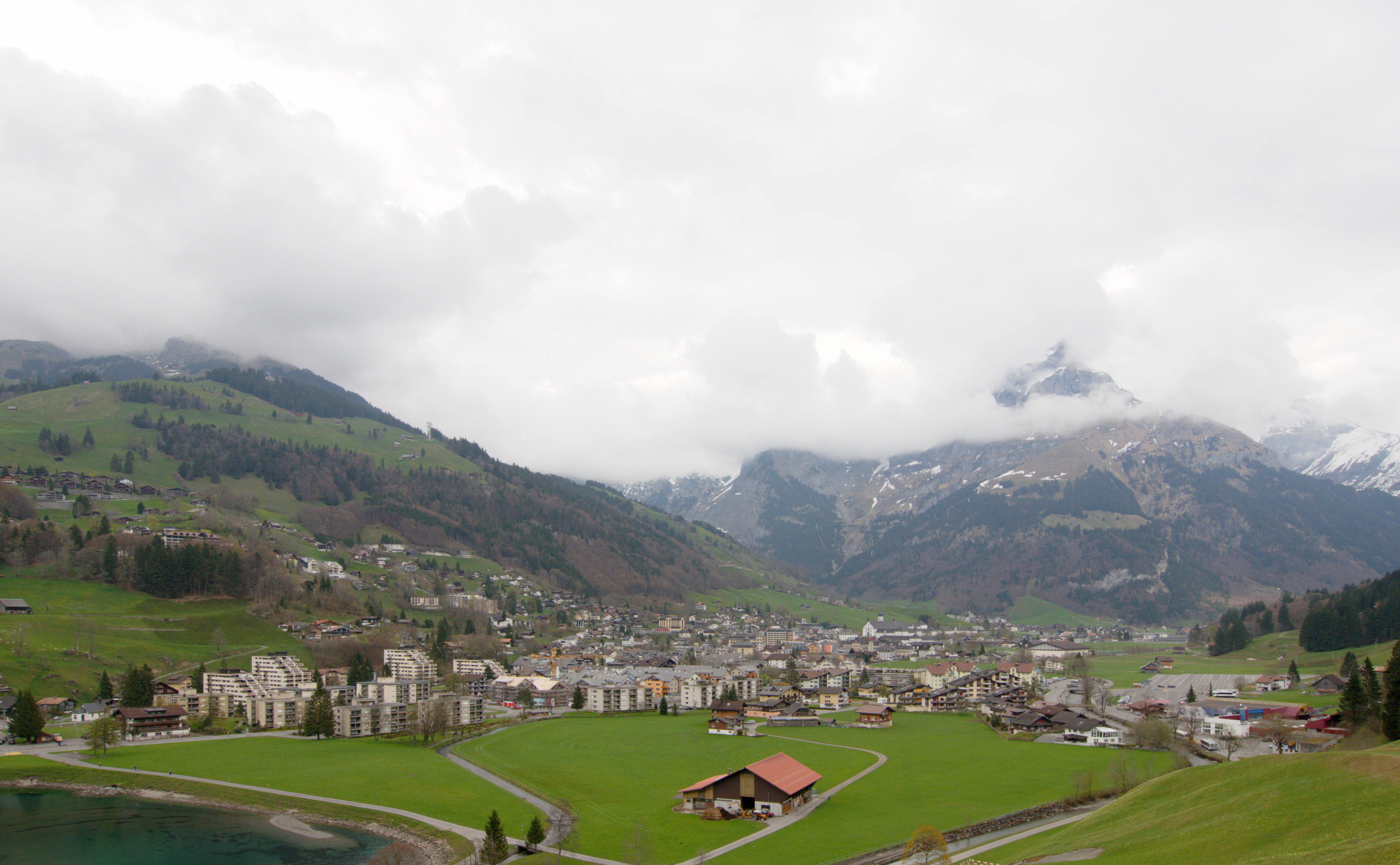 Im Frühjahr entsteht ein neues Fünf-Sterne-Hotel in Engelberg (Foto: Mussklprozz - Lizenziert unter CC BY-SA 3.0 über Wikimedia Commons)