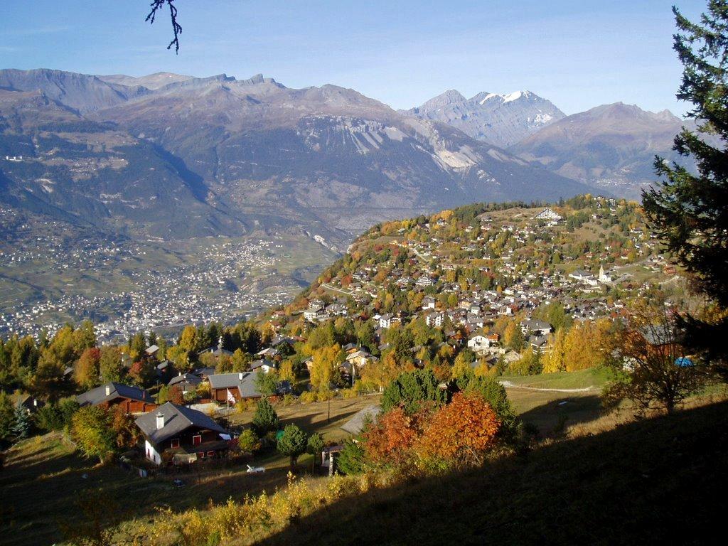 In Vercorin soll eines der ersten Swiss Peak Resorts entstehen (Foto: Fiesch - lizenziert unter CC BY-SA 3.0 über Wikimedia Commons)