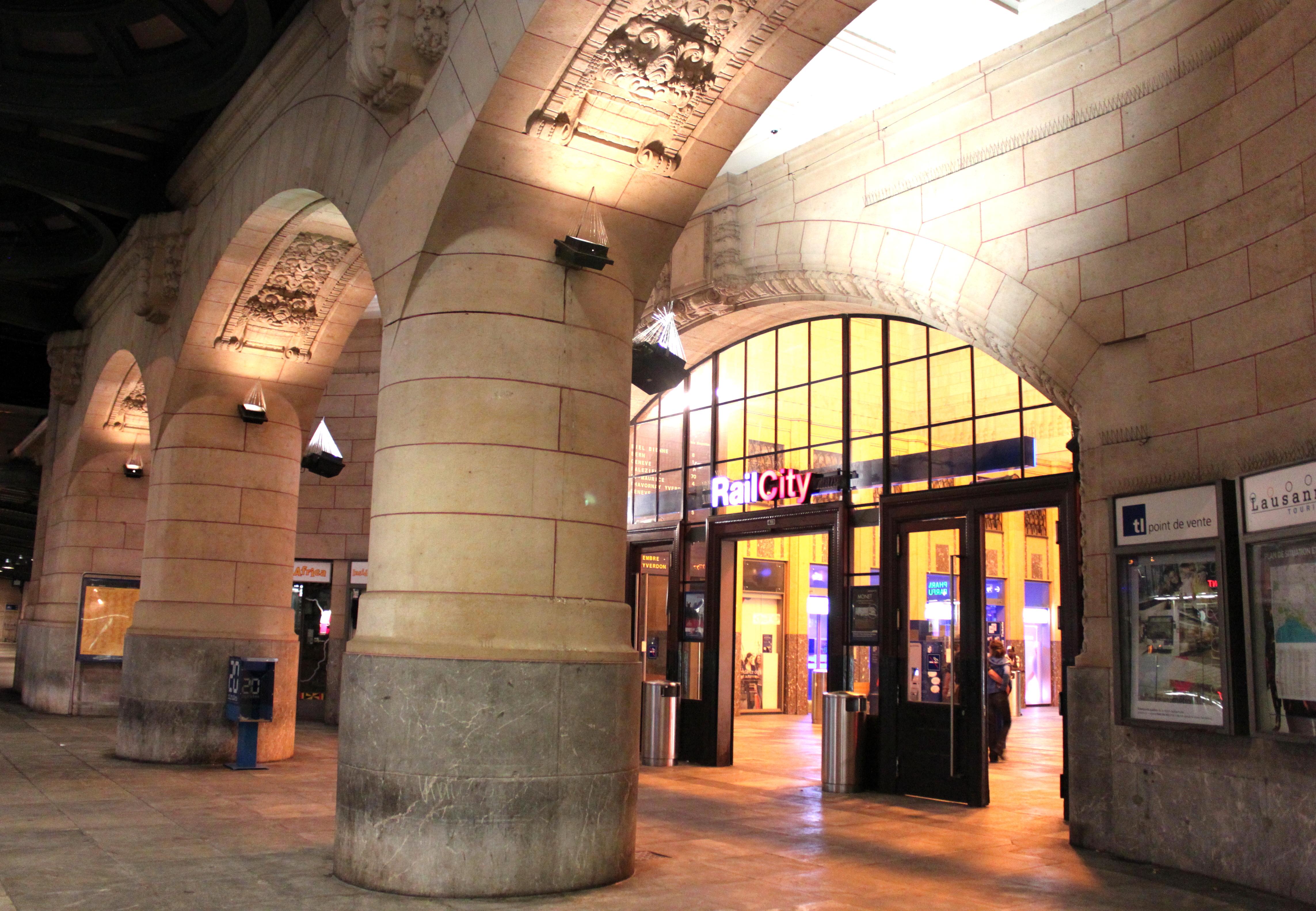 Tibits eröffnet im Bahnhof von Lausanne das erste Lokal in der Westschweiz (Foto: Odrade123 - Eigenes Werk, CC BY-SA 3.0, Wikimedia Commons)